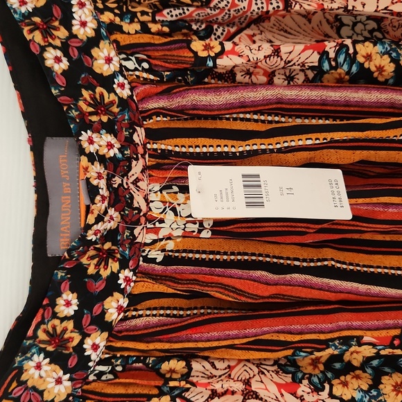 Anthropologie skirt - Picture 2 of 8